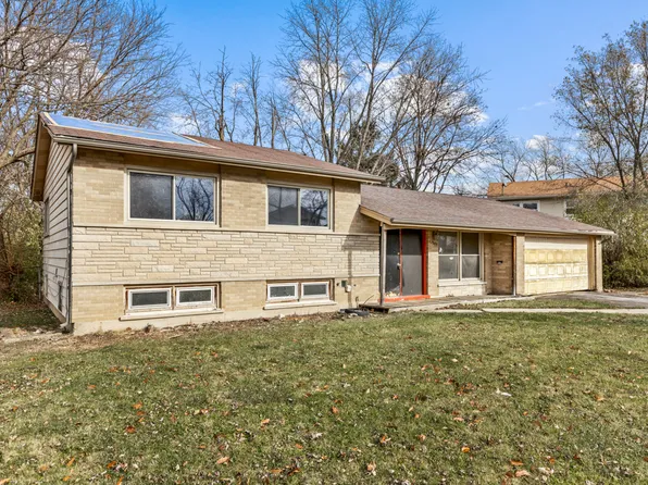 17805 Dogwood Ln, Hazel Crest, IL 60429