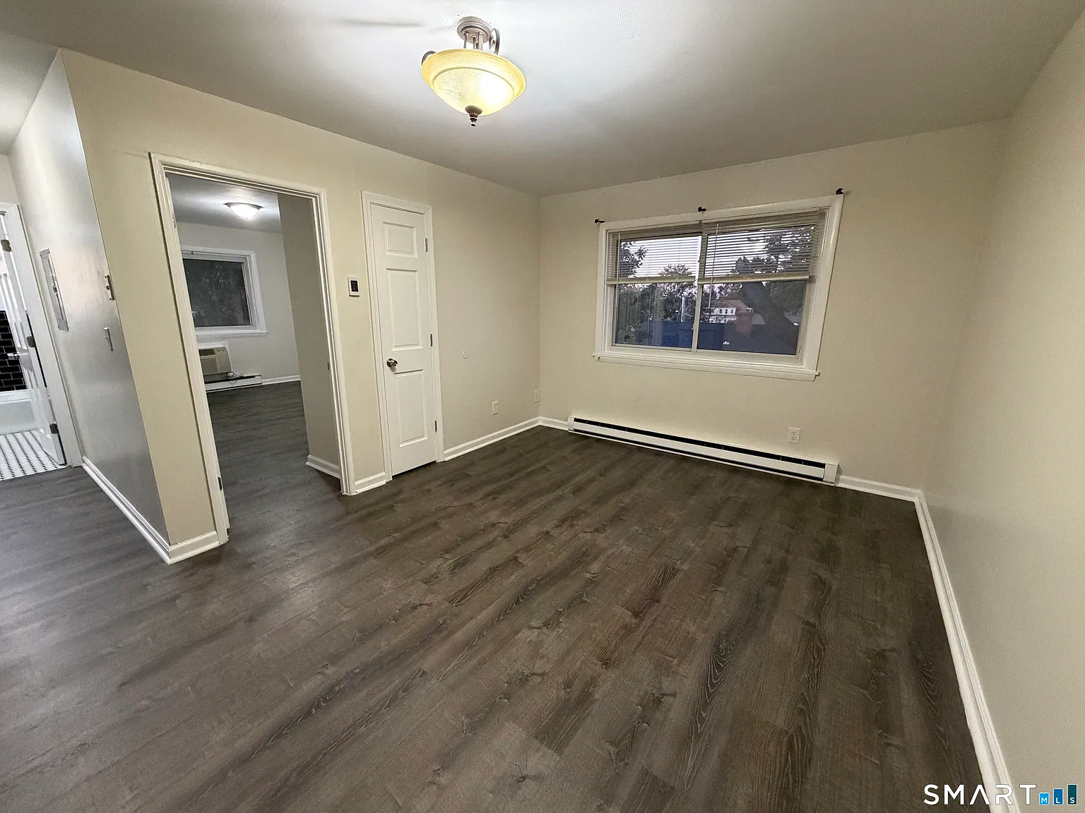 1 bed, 1.0 bath, 600 sqft, $1,395 — Photo 2