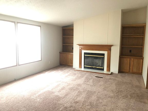 5th image of 59541 Susan Ln E