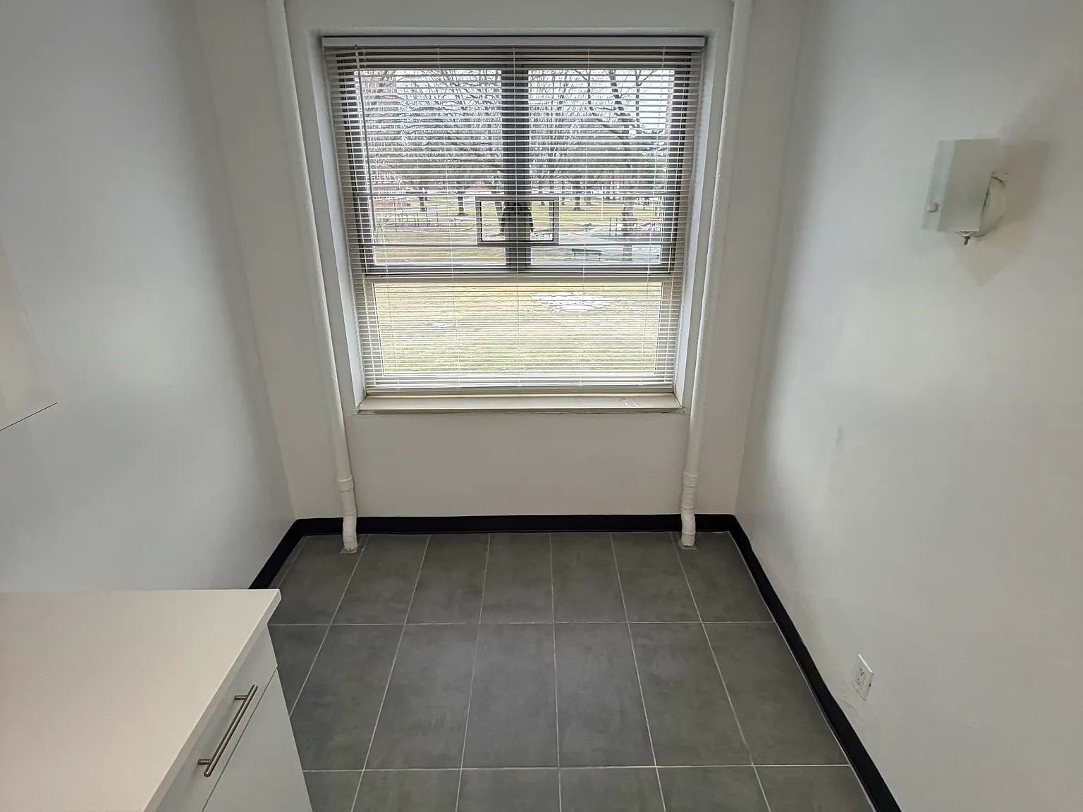 192nd St, Fresh Meadows — Photo 3