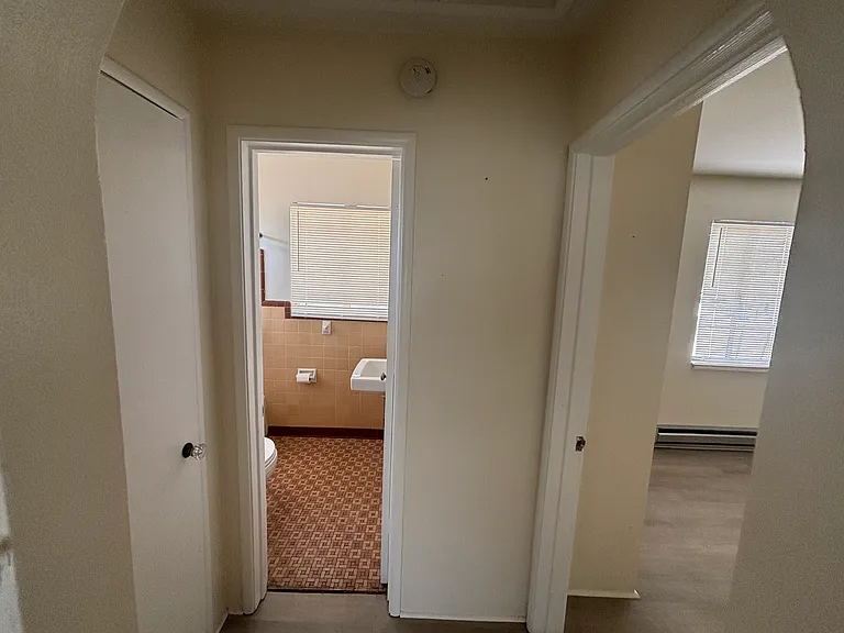 2201 5th Ave N #1/2 — Photo 6