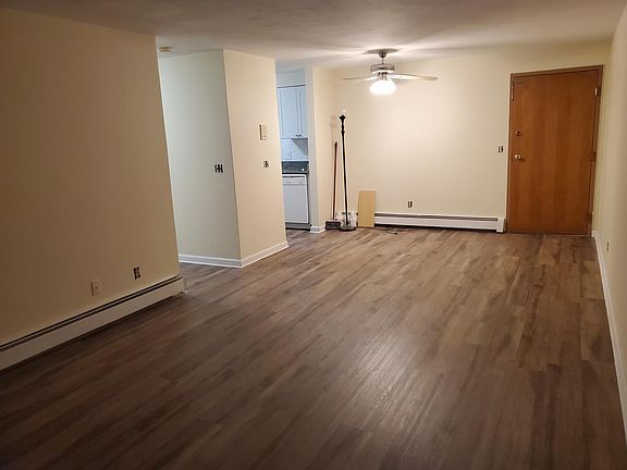 4th image of 1159 Douglas Ave APT 10