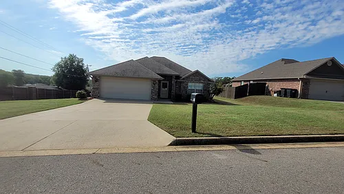 2326 Amy Ln Photo 1