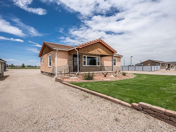 3rd image of 26539 Gale Rd