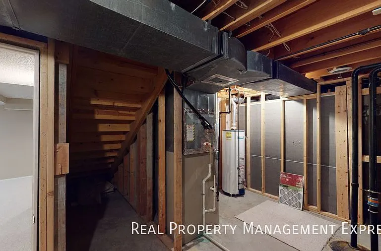 305 E Pine Lake Dr — Photo 46