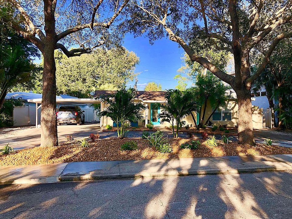 1st image of 515 Avenida Del Norte