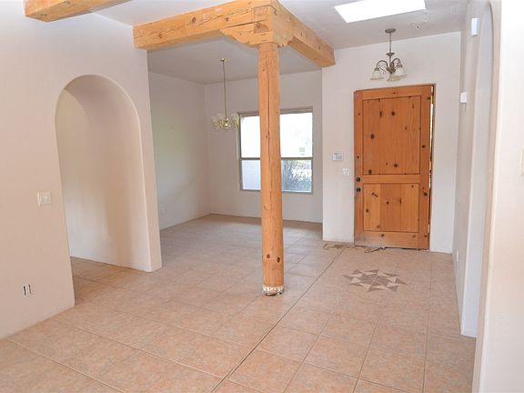 3rd image of 7 Callejon Las Animas