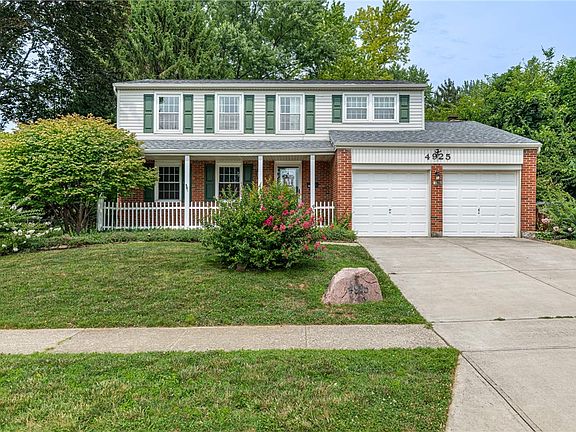 2nd image of 4925 Honeywood Ct