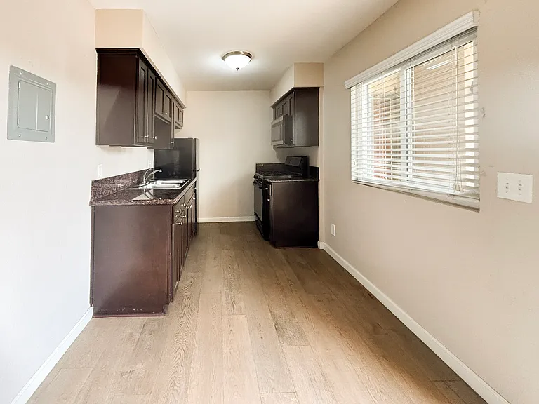 2877 A St #17 — Photo 6
