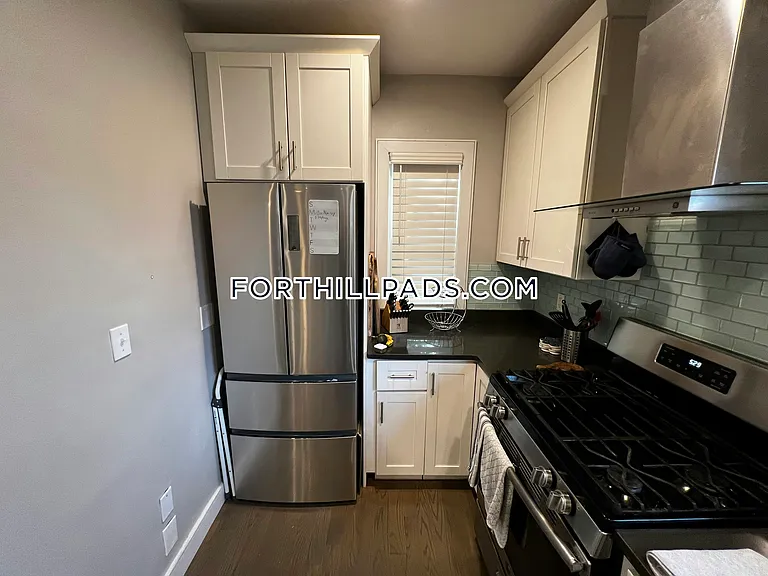 19 Highland St #3F — Photo 41