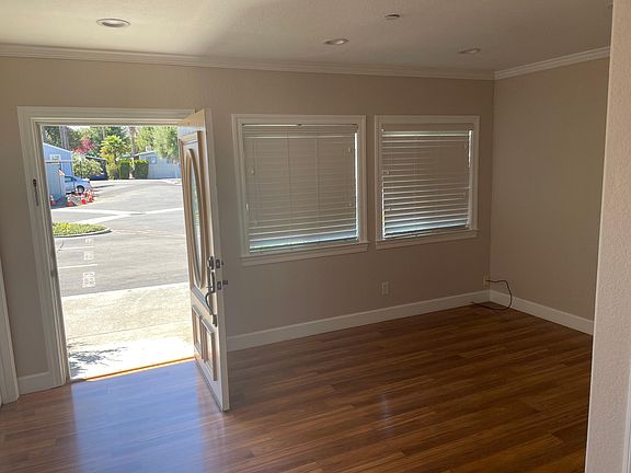 3rd image of 600 E Weddell Dr Spc B