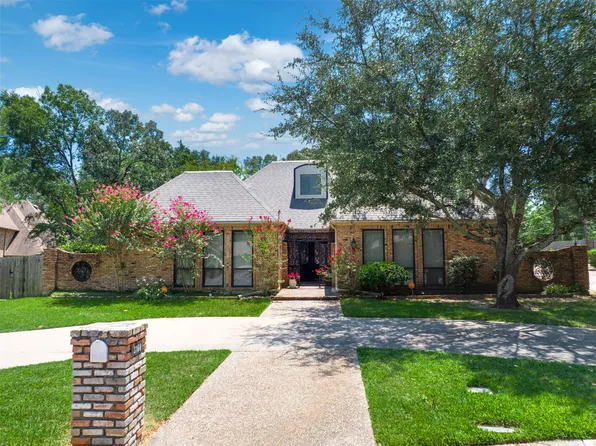 3160 Stacy Ln, Paris, TX 75460