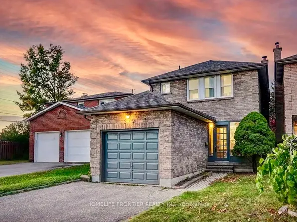 279 Shaw Blvd, Richmond Hill, ON L4C 5T9