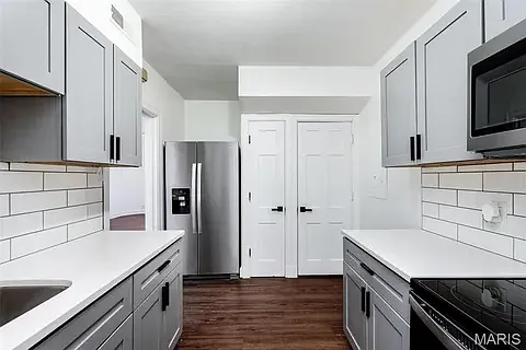 205 Grover Rd — Photo 12