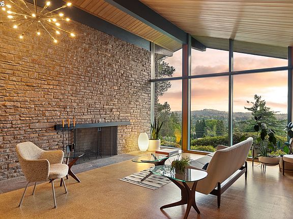 5th image of 4014 SW Altadena Ave