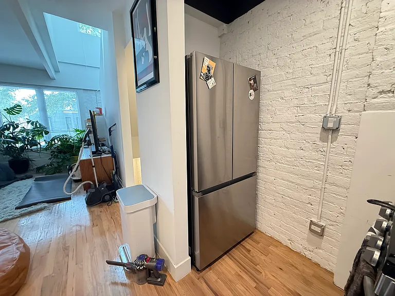 651 N Paulina St #CH — Photo 7
