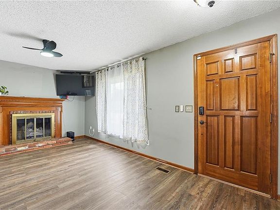 2nd image of 8035 N Garfield Ave