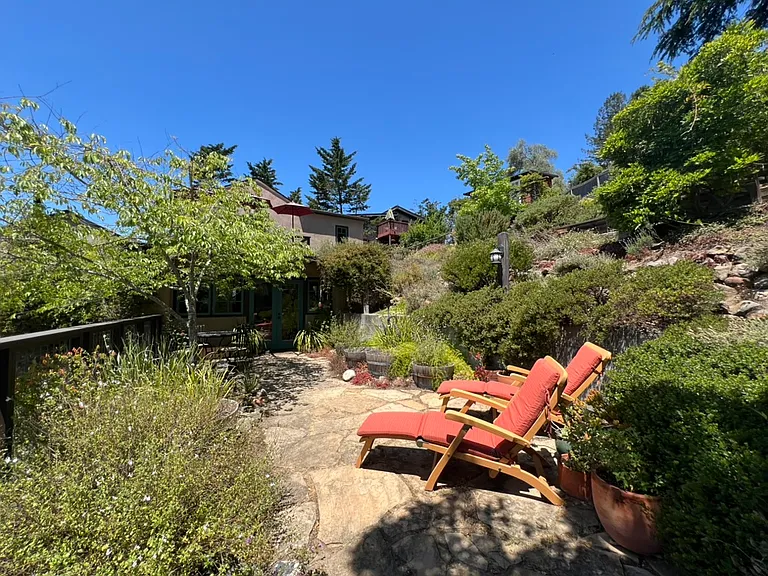 3266 Robinson Dr — Photo 13