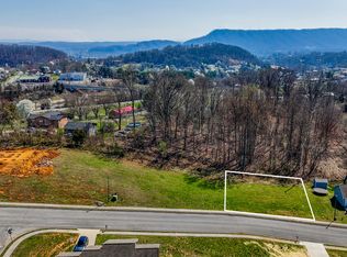 1418 Harmony Ridge Dr, Kingsport, TN 37665