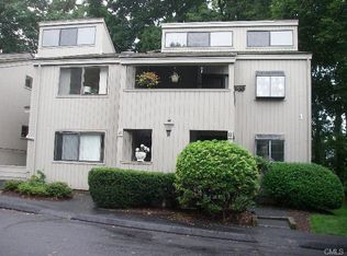 11 Whitney Gln, Westport, CT 06880
