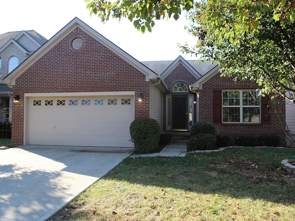 1st image of 929 Winding Oak Trl
