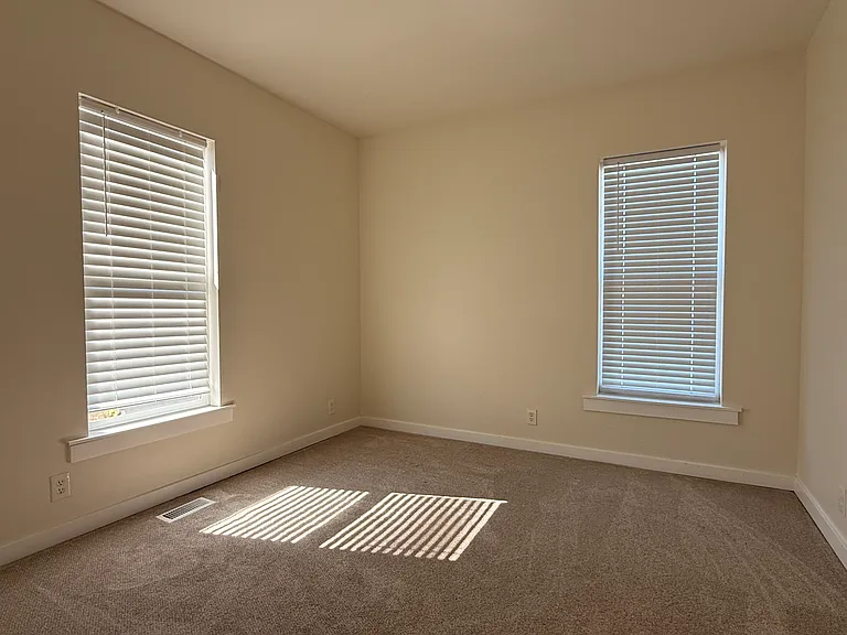 3705 McKinley Ave — Photo 18