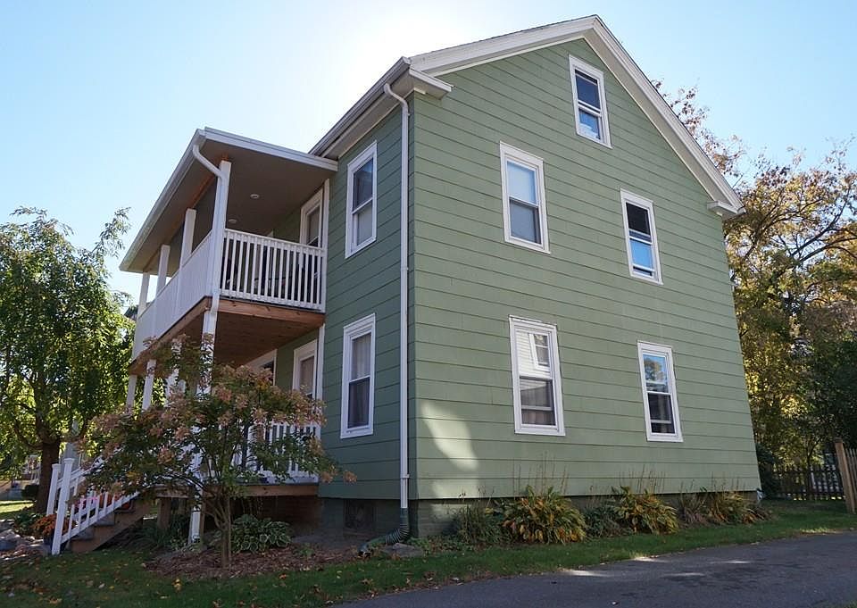 2nd image of 30 Woodbine Ave #2
