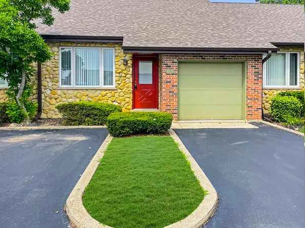 8148 W 111th St APT C3, Palos Hills, IL 60465