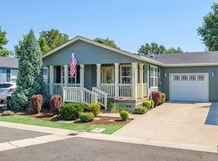 795 Bentley Dr, Grants Pass, OR 97526