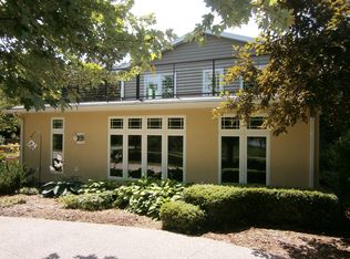 225 Omreau Ave, Omro, WI 54963