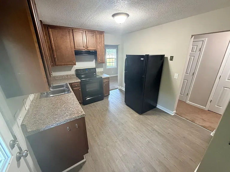 4300 Trenholm Rd — Photo 9