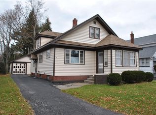 94 Brookridge Dr, Rochester, NY 14616