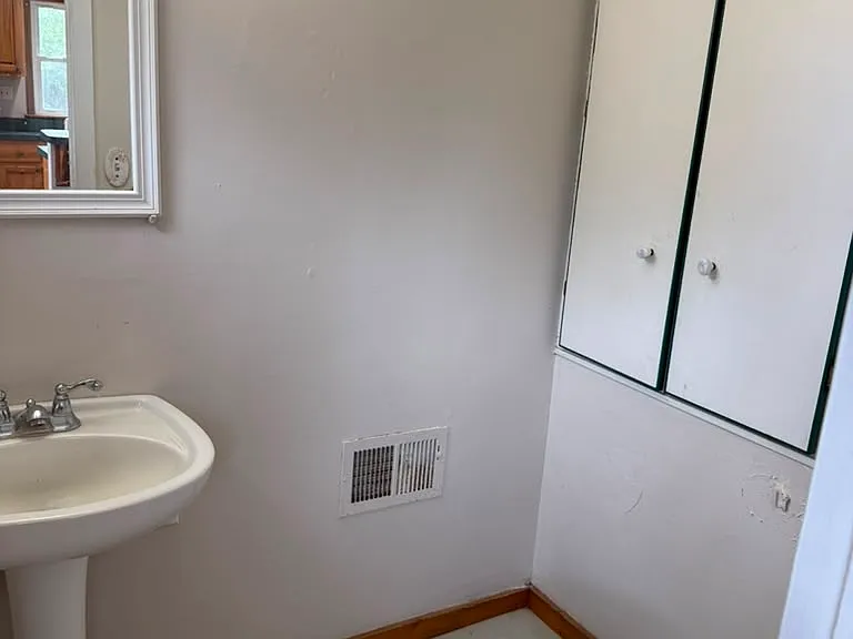 1016 Dove St — Photo 13