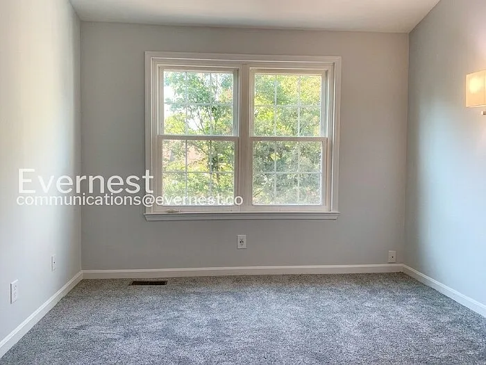 11162 Soldiers Ct — Photo 15