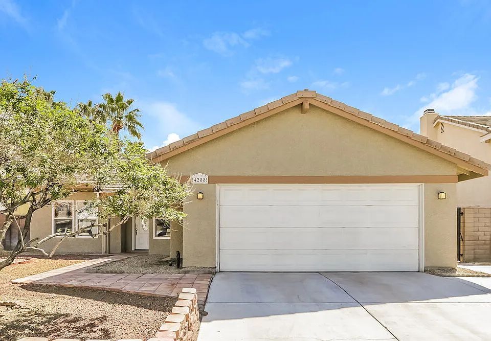 4288 Apex Dr