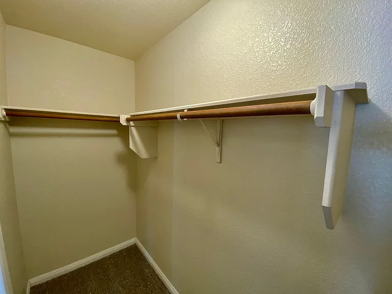 2314 Zoa Dr — Photo 36