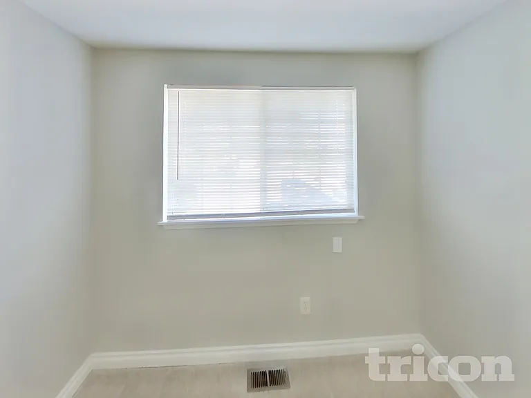 1711 SW 347th Pl — Photo 9