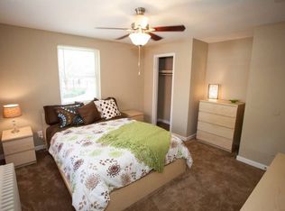 5483 Youngridge Dr APT 1, Pittsburgh, PA 15236