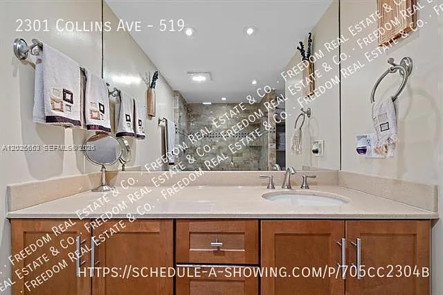 2301 Collins Ave #519 — Photo 34