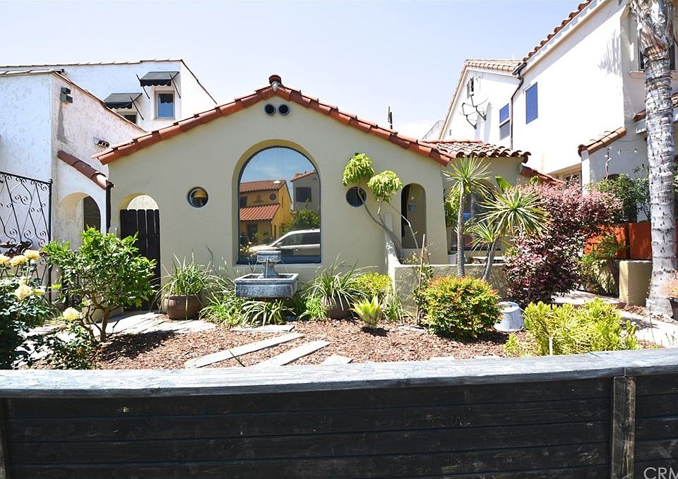 1st image of 111 Covina Ave