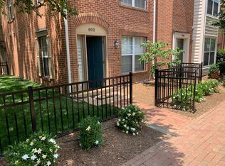 802 N Fayette St, Alexandria, VA 22314