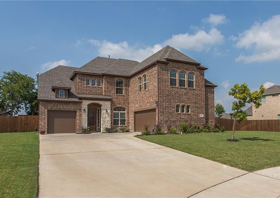1st image of 501 Sun Meadow Dr