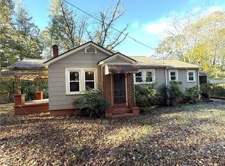 222 Weeping Willow Dr, Clarkesville, GA 30523