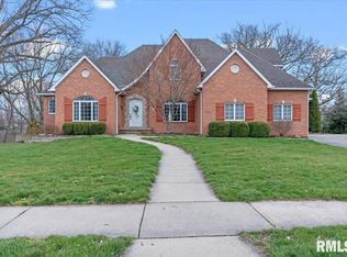 44 Woodland Trl, Rochester, IL 62563