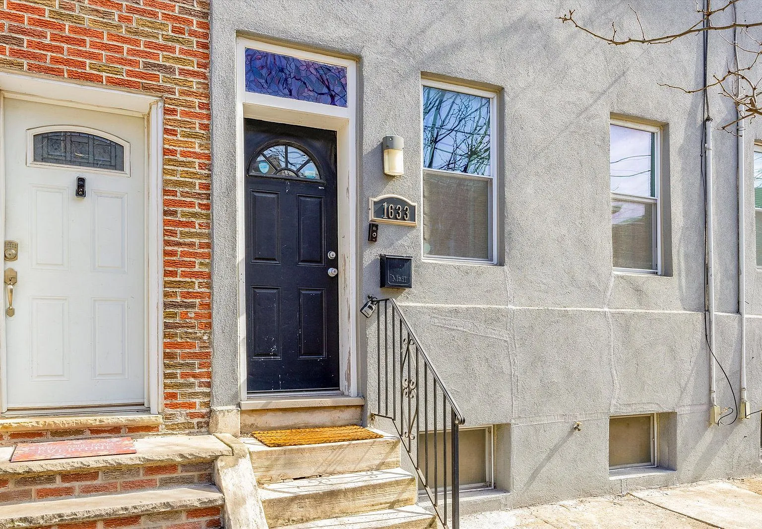 3 bed, 2.5 bath, 1388 sqft, $2,300 — Photo 2