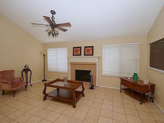 4th image of 7503 Pepperbrook Dr