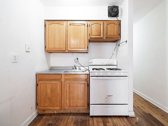 3rd image of 484 Clinton Ave #1E