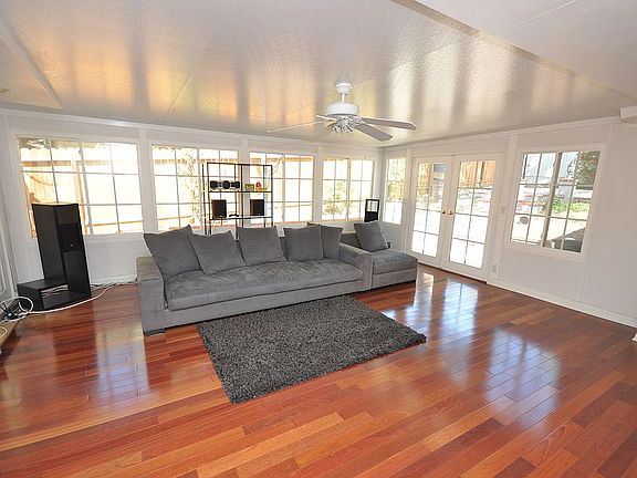 5th image of 4637 Rockland Pl