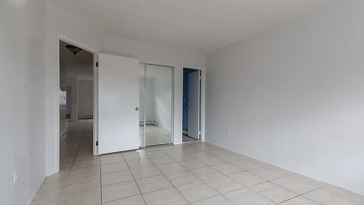 Rented by Compass | media 12