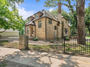 907 1st Dr NW, Austin, MN 55912